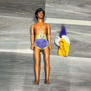 🏳️‍🌈 Disney vintage Aladdin doll